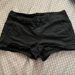 AE Twill Shortie Shorts